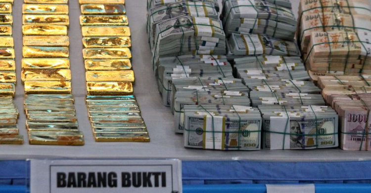 dolar as - ilustrasi berita Dolar AS di Rumah Eks Jampidsus Dicek FBI dan Secret Service